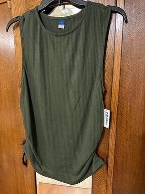 Old Navy NWT Women’s Olive Ribbed Sleeveless Top, XL